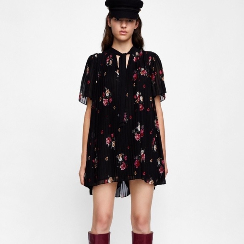 Zara Pleated Floral Romper Mini Dress Size XS